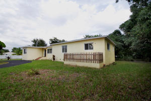 BISCAYNE GARDENS SEC E PART 6 - Residential Lease