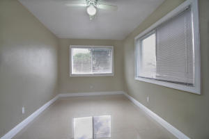 BISCAYNE GARDENS SEC E PART 6 - Residential Lease