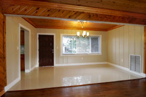 BISCAYNE GARDENS SEC E PART 6 - Residential Lease