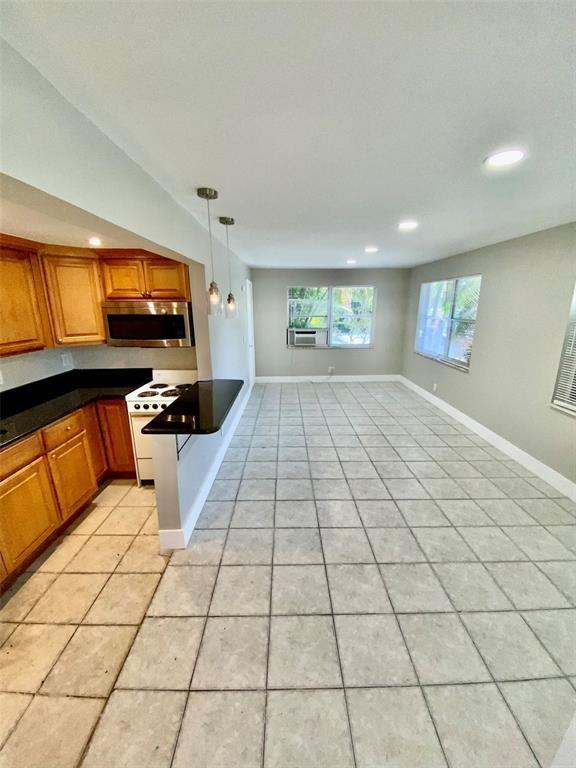 OCEAN BOULEVARD PARK - Residential Lease