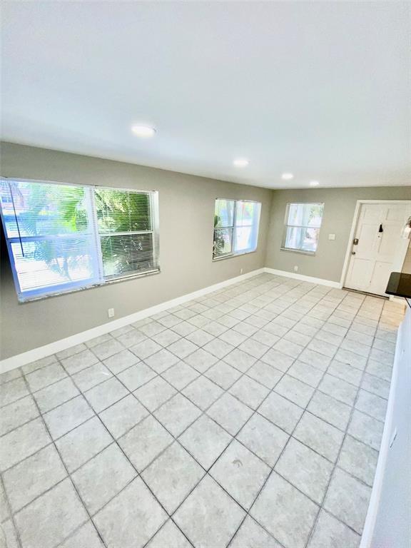 OCEAN BOULEVARD PARK - Residential Lease
