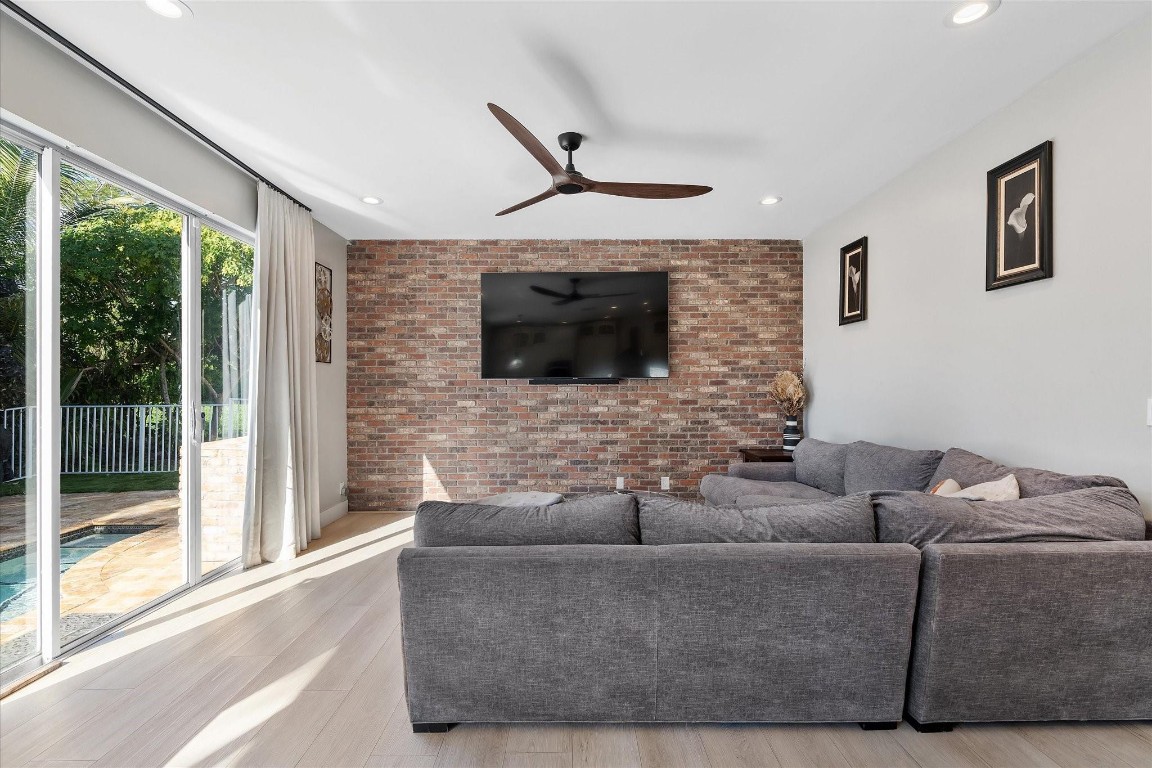 Silver Lakes Ph III 156-2 - Residential