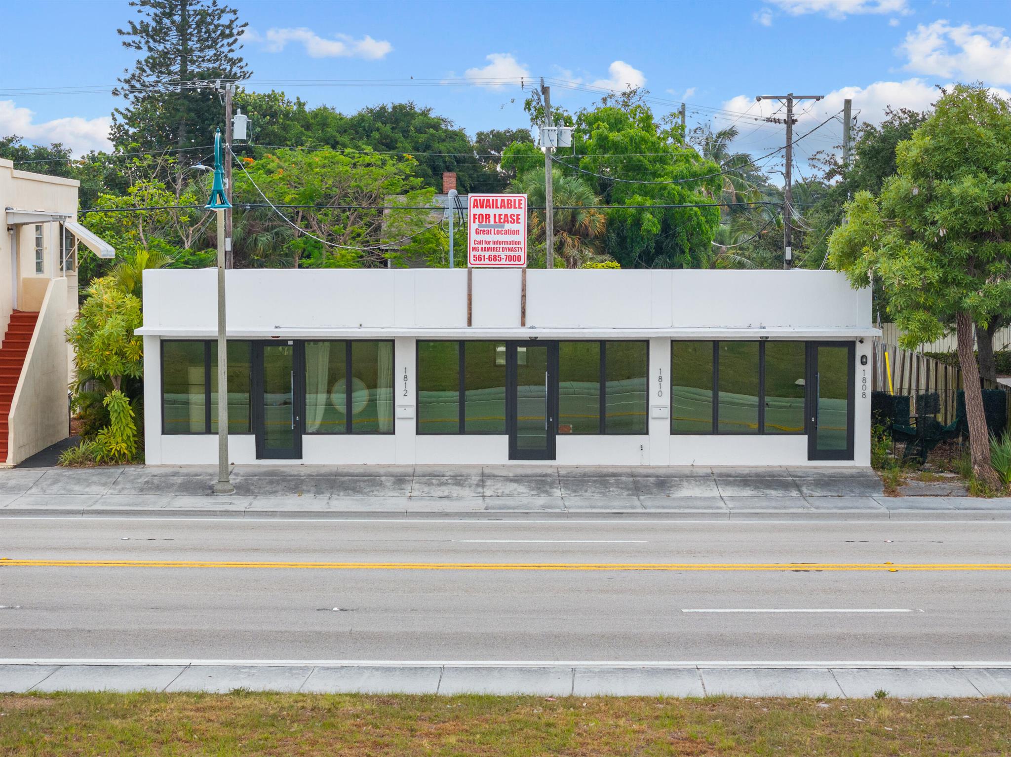 NORTH LAKE WORTH - Commercial Lease