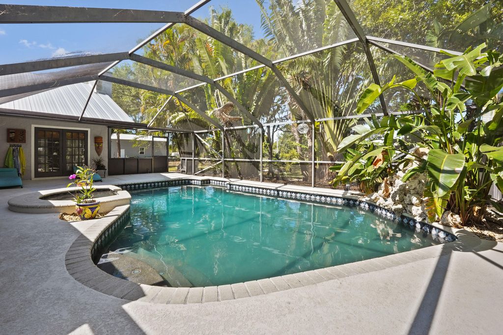 Photo of 7463 159th Court N, Palm Beach Gardens, FL 33418 (MLS # R11074704)