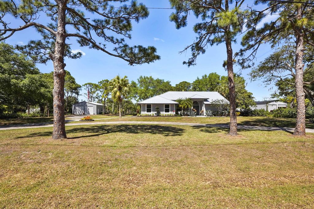 Photo of 7463 159th Court N, Palm Beach Gardens, FL 33418 (MLS # R11074704)