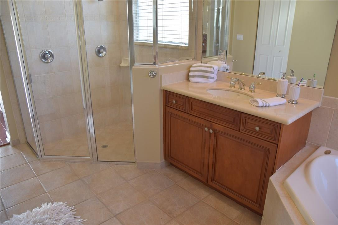 Parkland Isles 164-42 B - Residential