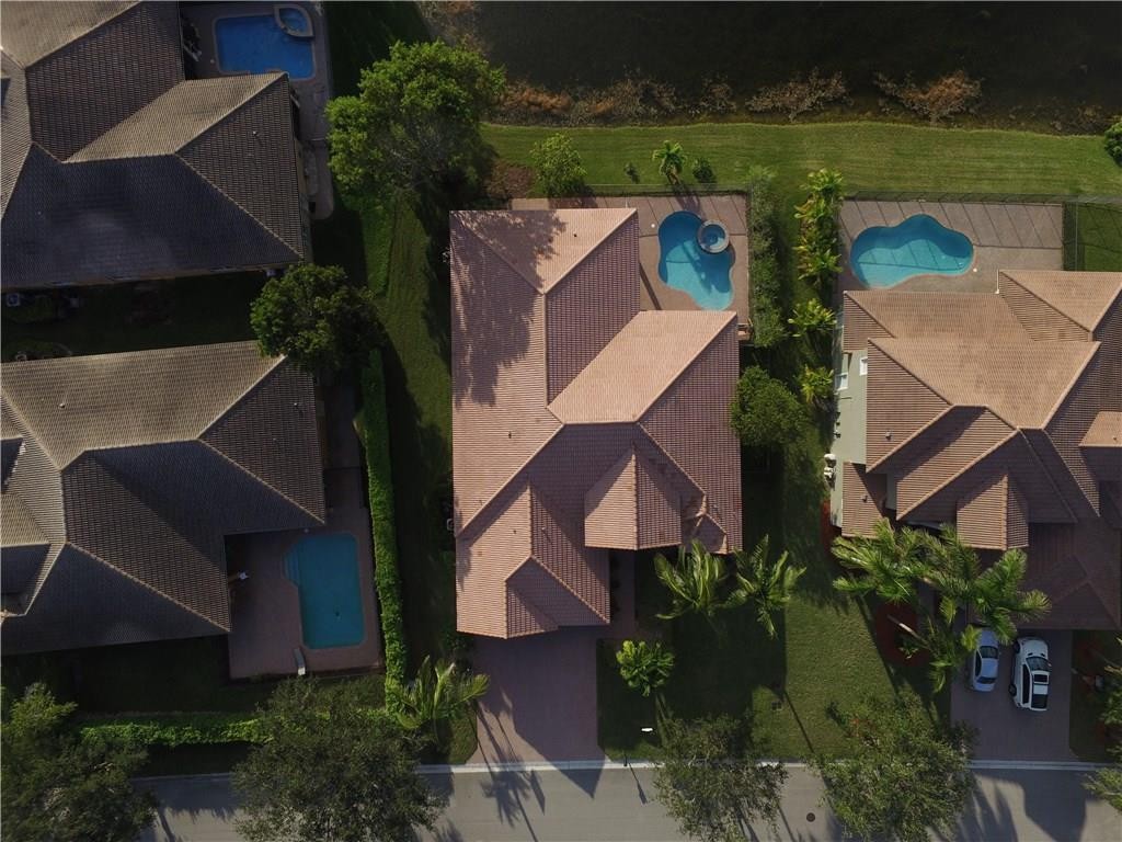 Parkland Isles 164-42 B - Residential