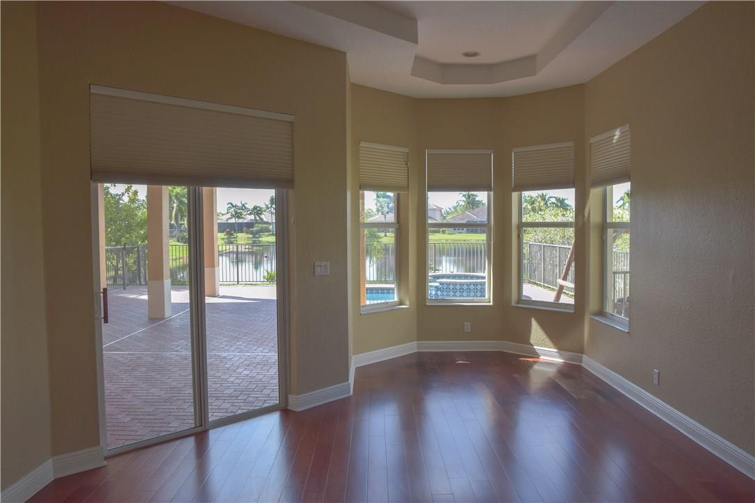 Parkland Isles 164-42 B - Residential