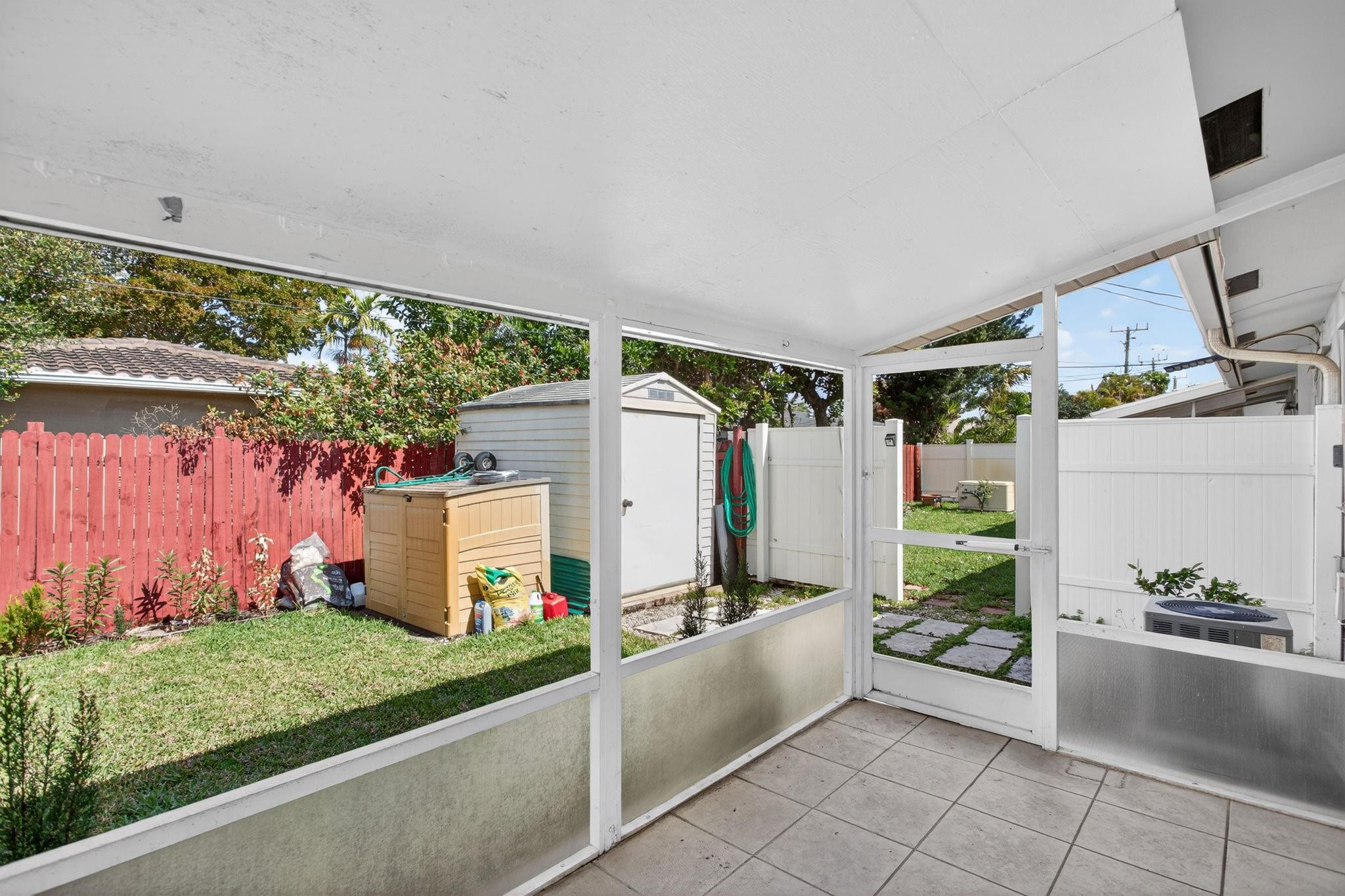 CORAL RIDGE ISLES - Residential Income