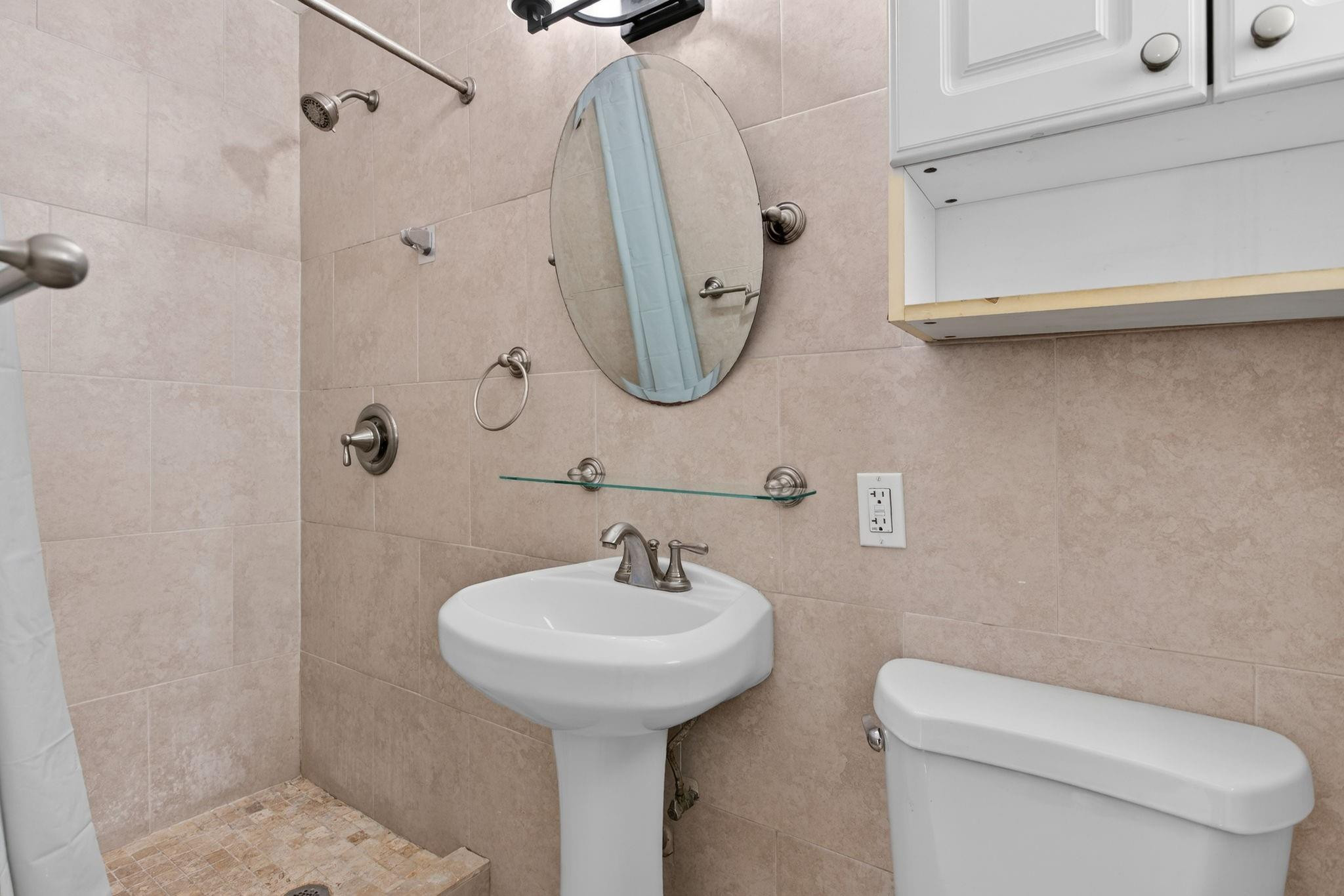 CORAL RIDGE ISLES - Residential Income