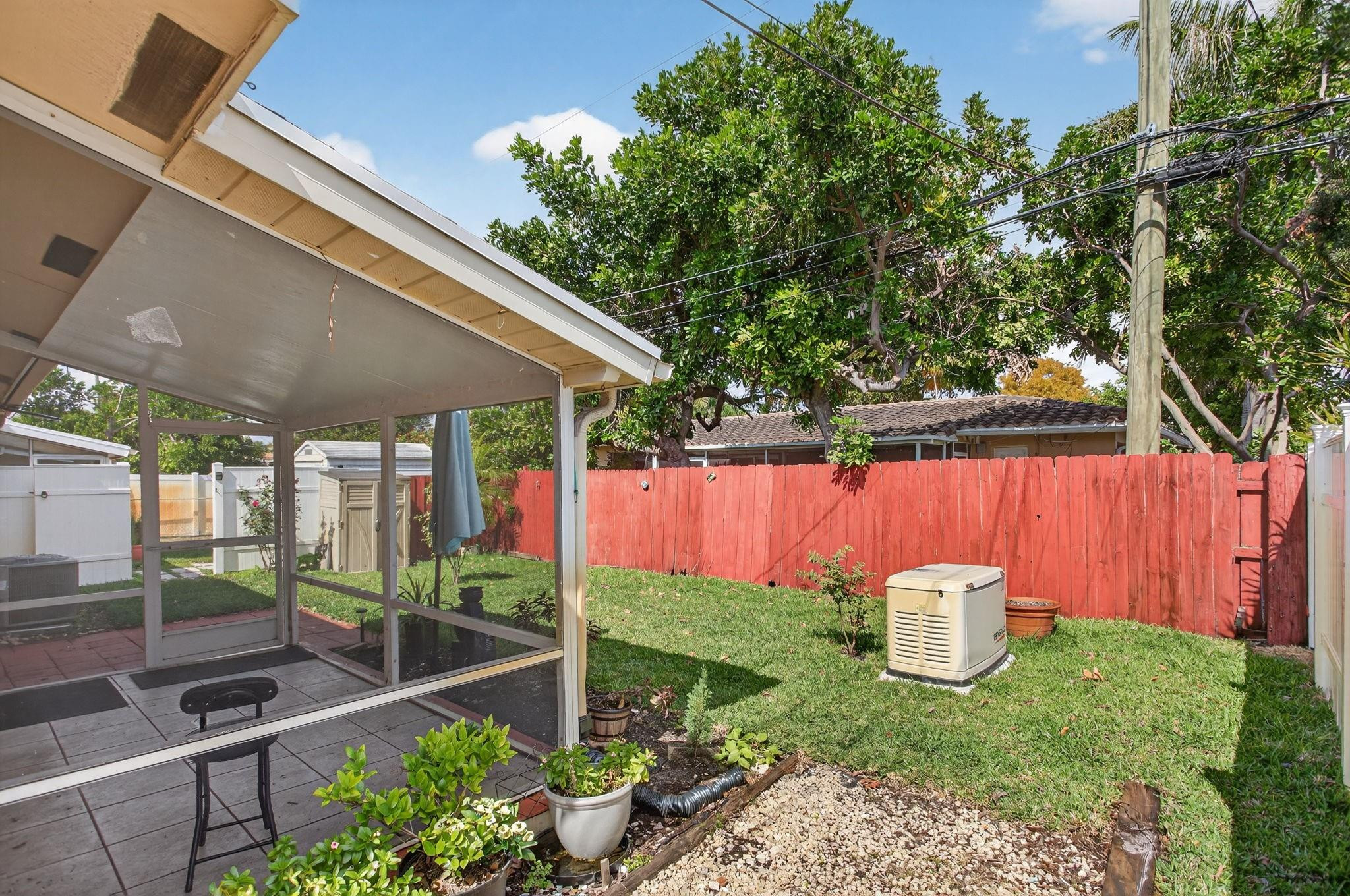 CORAL RIDGE ISLES - Residential Income