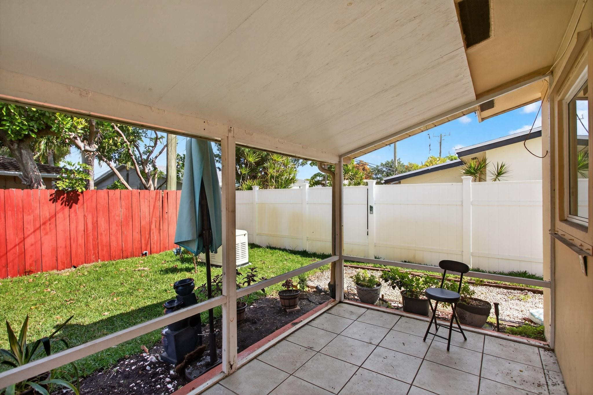 CORAL RIDGE ISLES - Residential Income