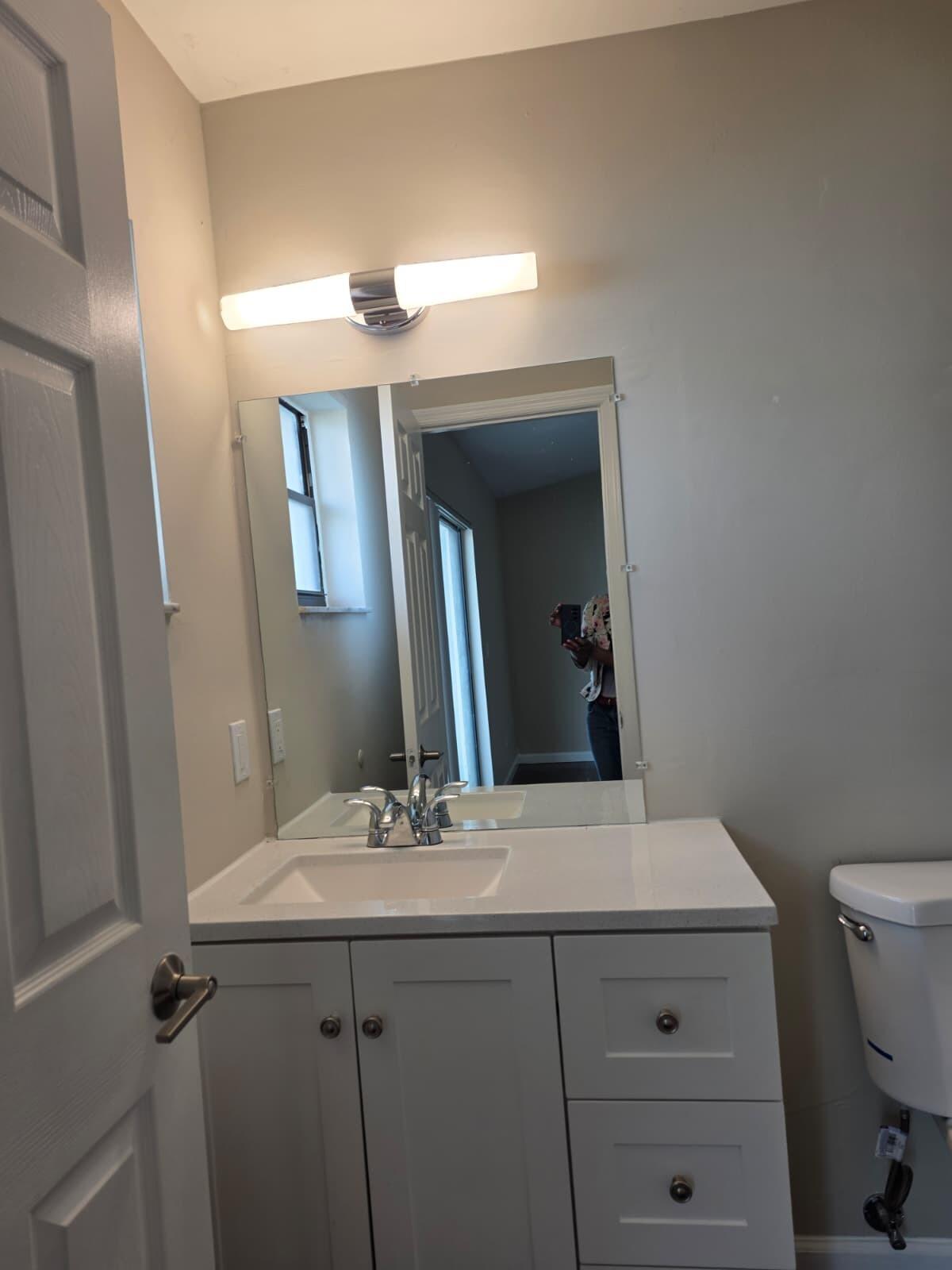 MIL-LAKE ESTATES ADD NO 1 - Residential Lease