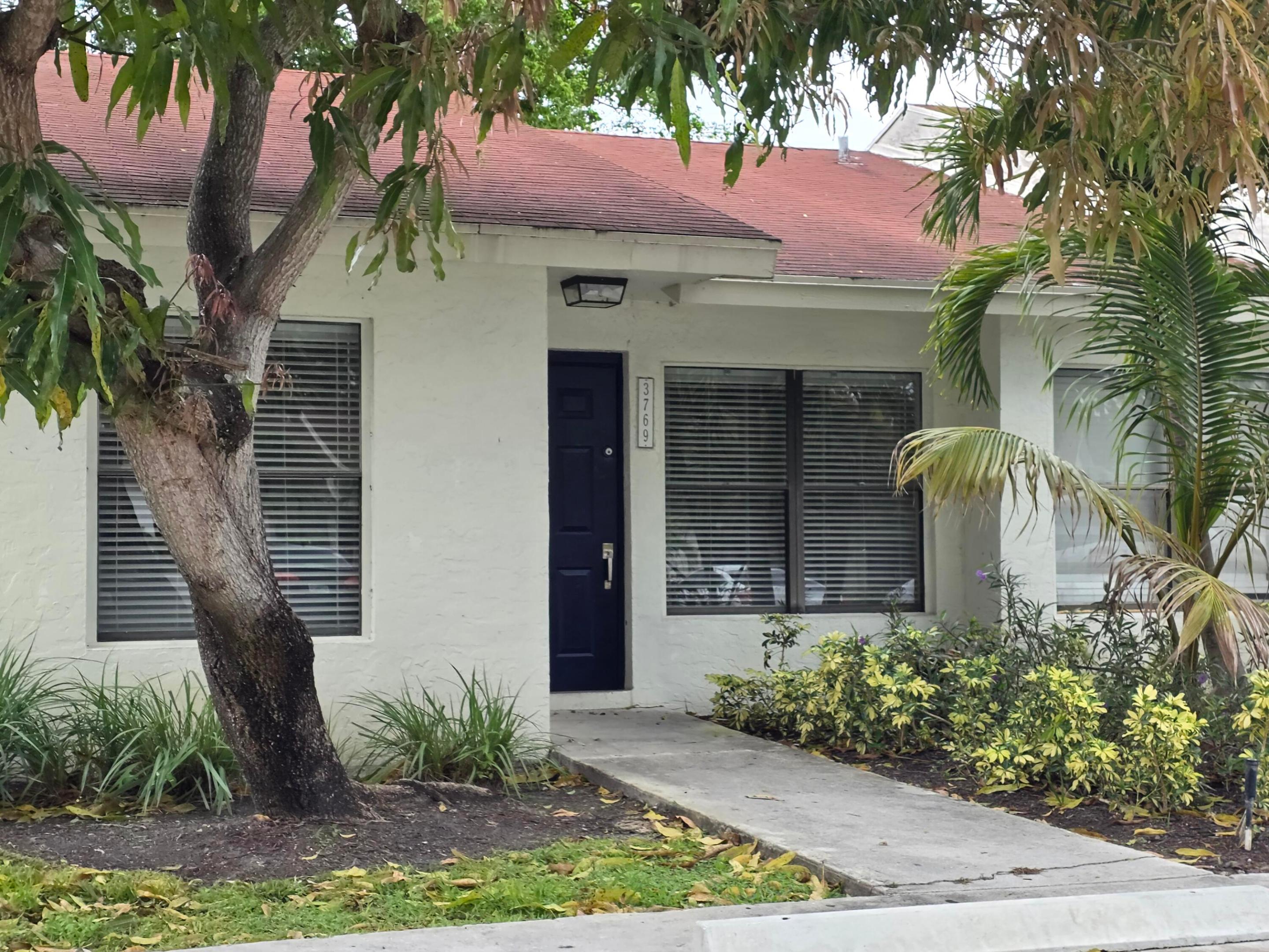 MIL-LAKE ESTATES ADD NO 1 - Residential Lease