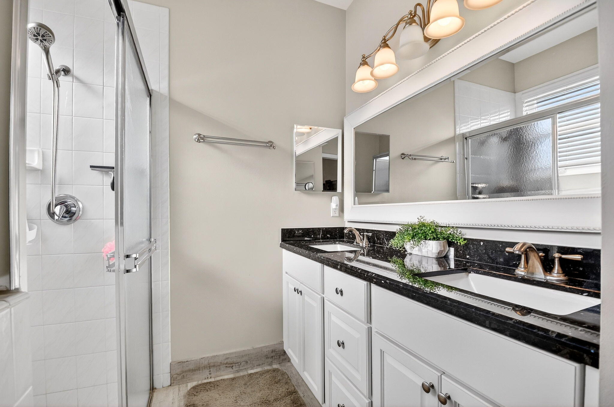 MAJESTIC ISLES 2 - Residential