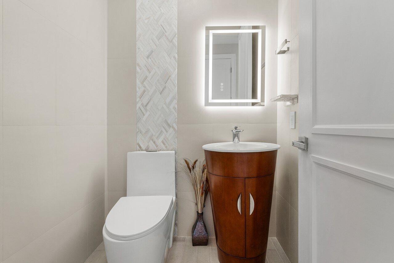 BOCA WOODS COUNTRY CLUB 8 - Residential