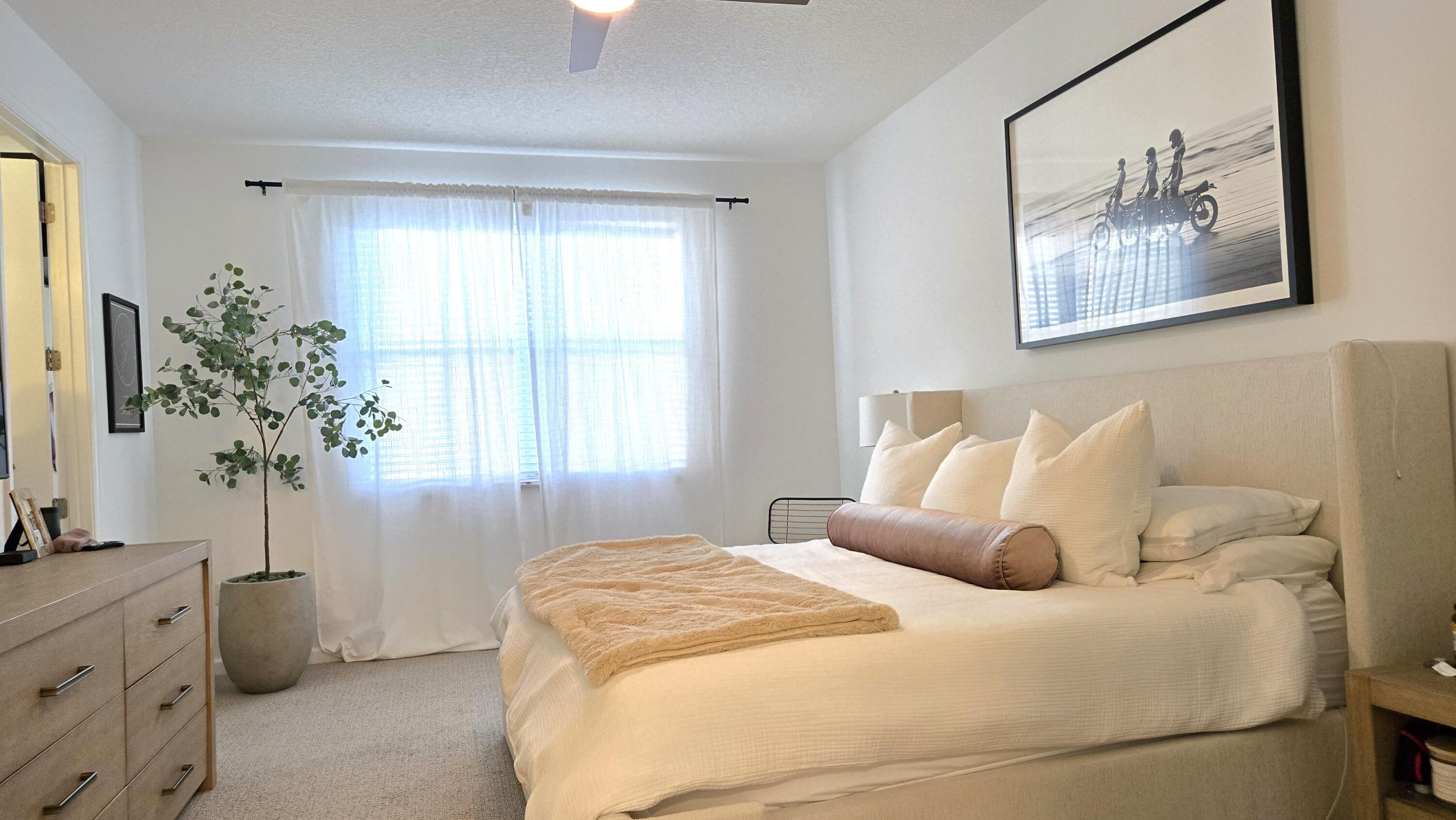 CENTRA Blue Lake Townhomes - Residential