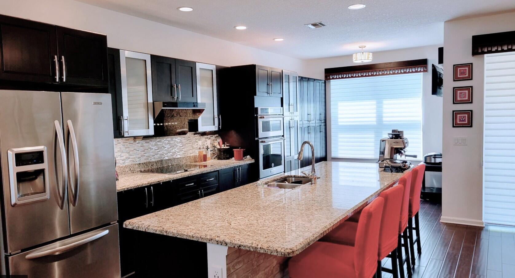 CENTRA Blue Lake Townhomes - Residential