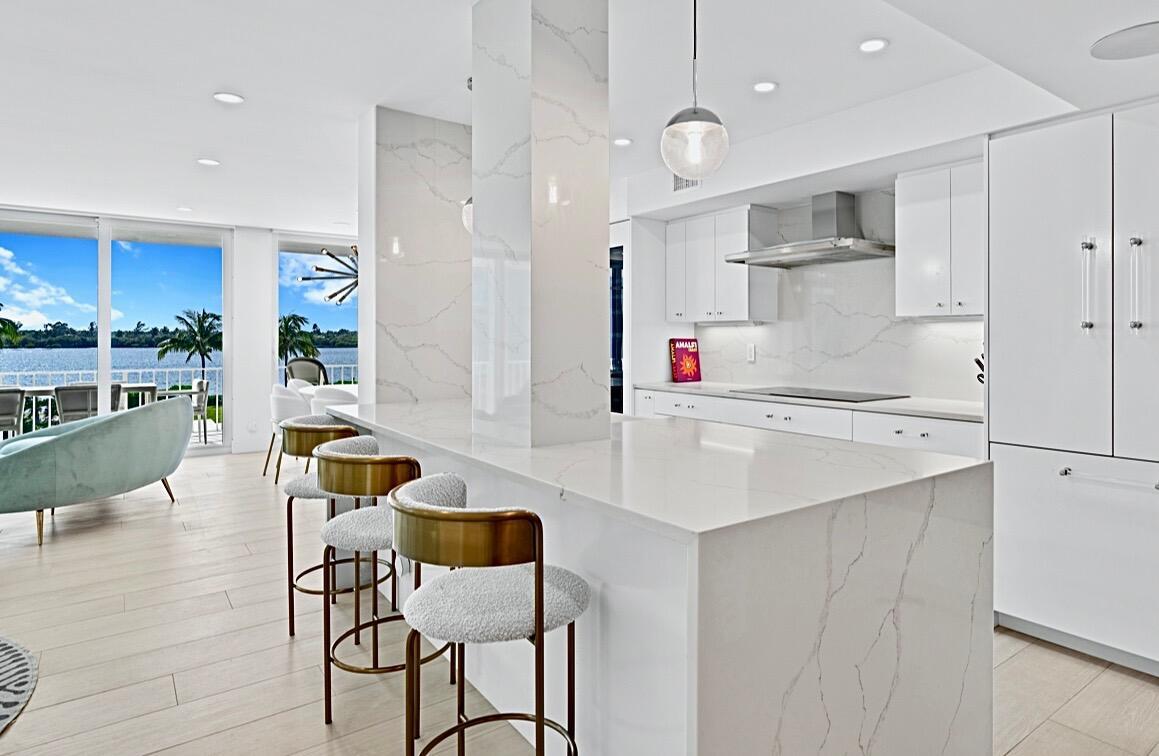 COVE CONDO - Residential