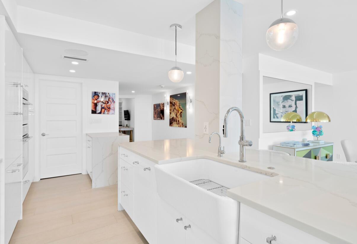 COVE CONDO - Residential