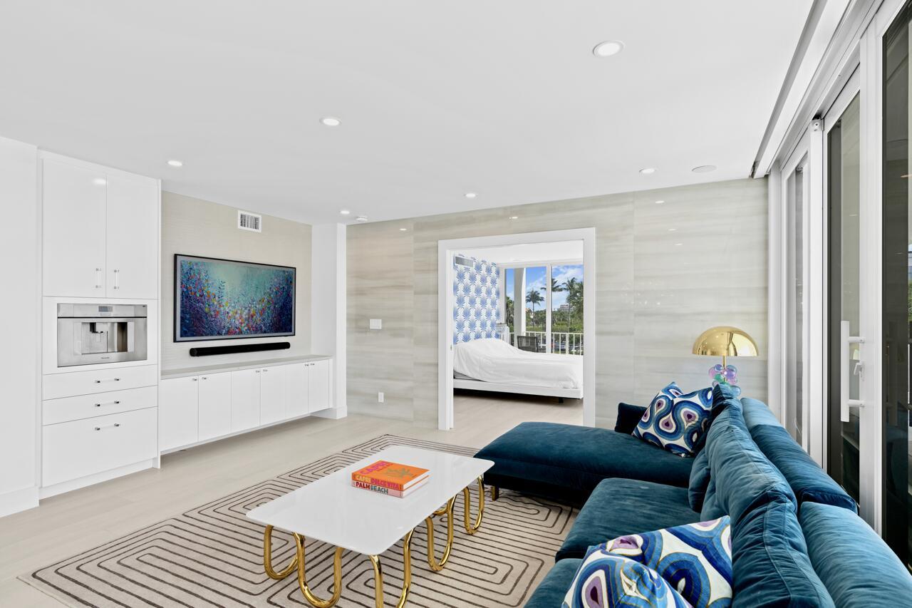 COVE CONDO - Residential