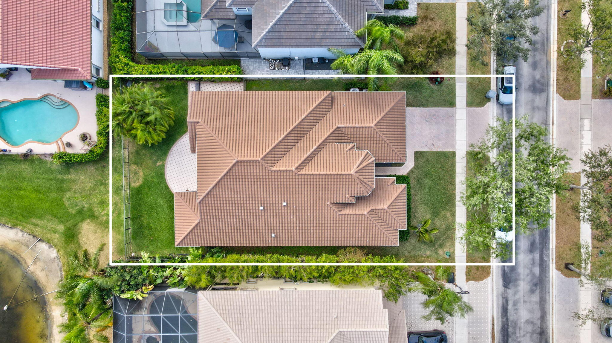 SATURNIA - Residential