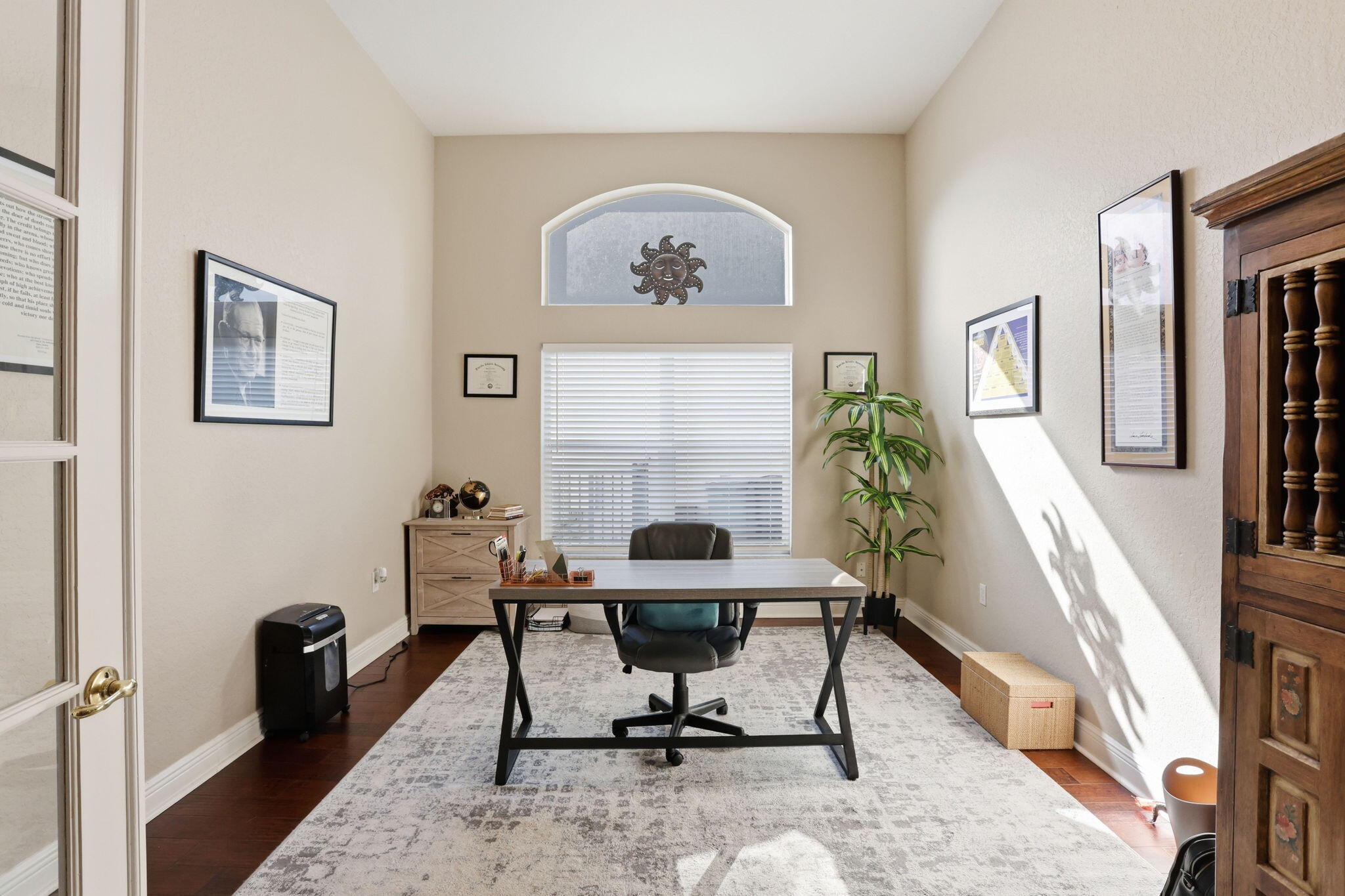 SATURNIA - Residential