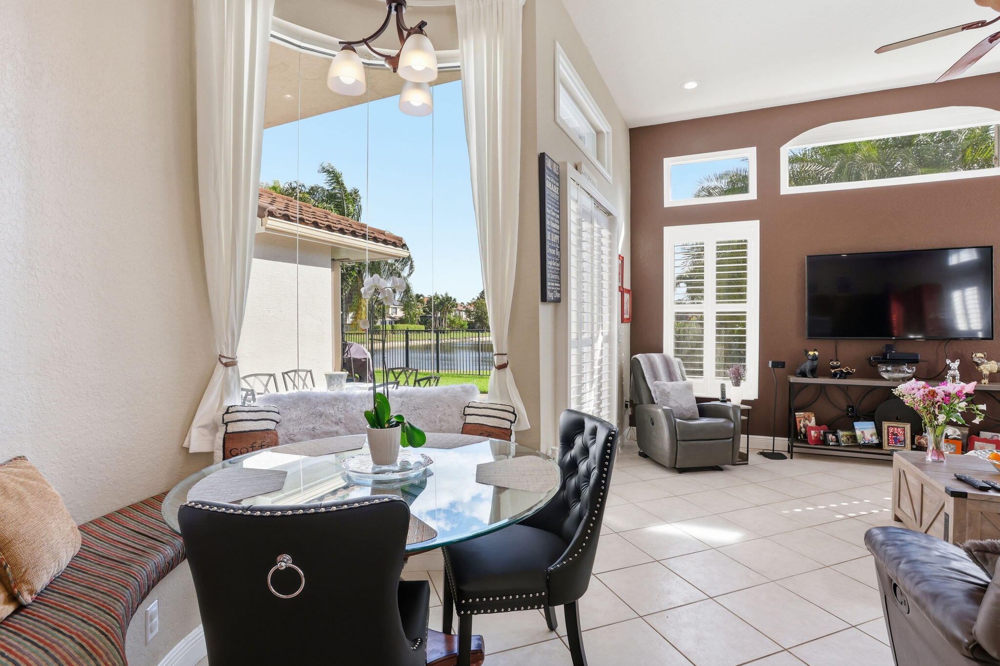 SATURNIA - Residential