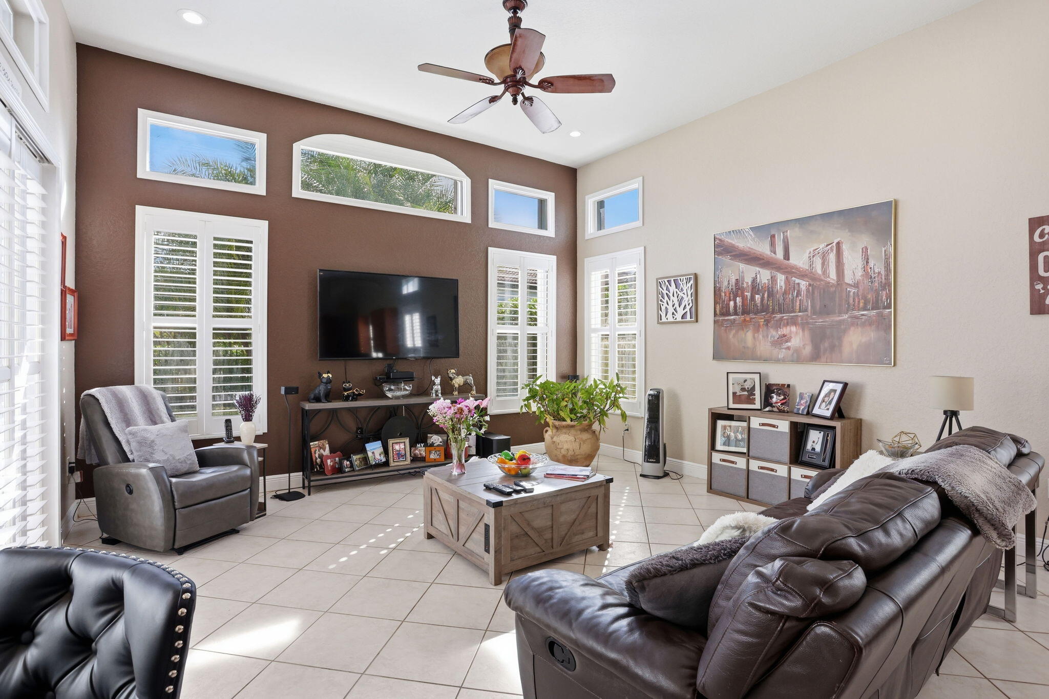 SATURNIA - Residential