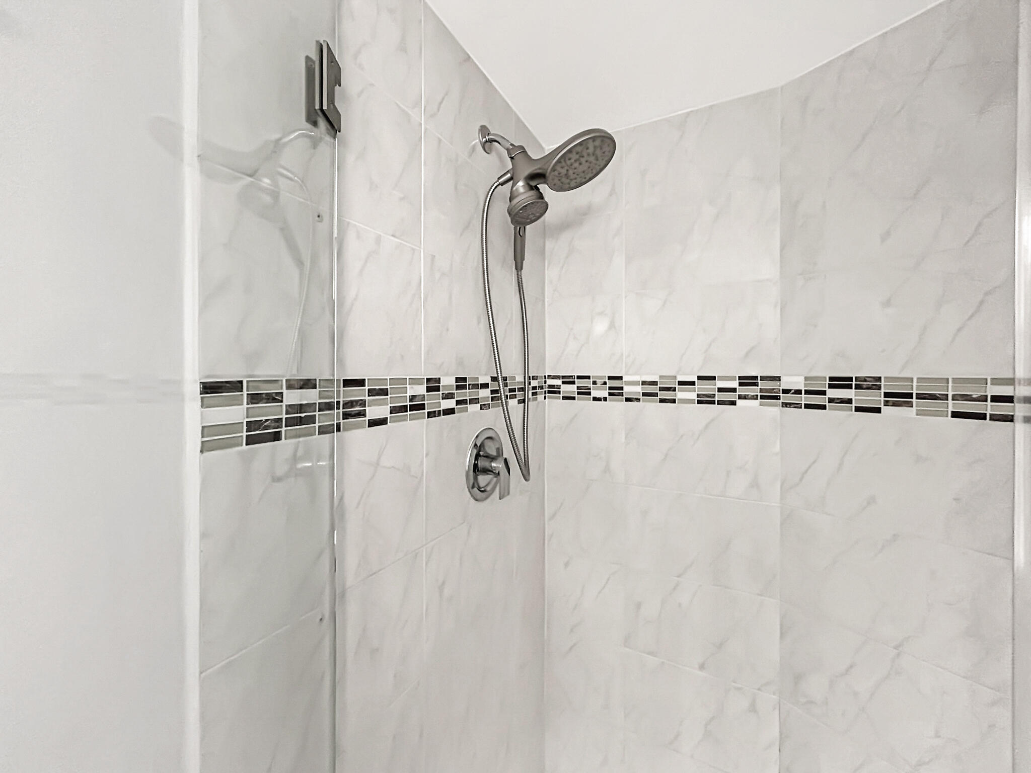 1 OF PALM SPRINGS 1 CONDO - Residential