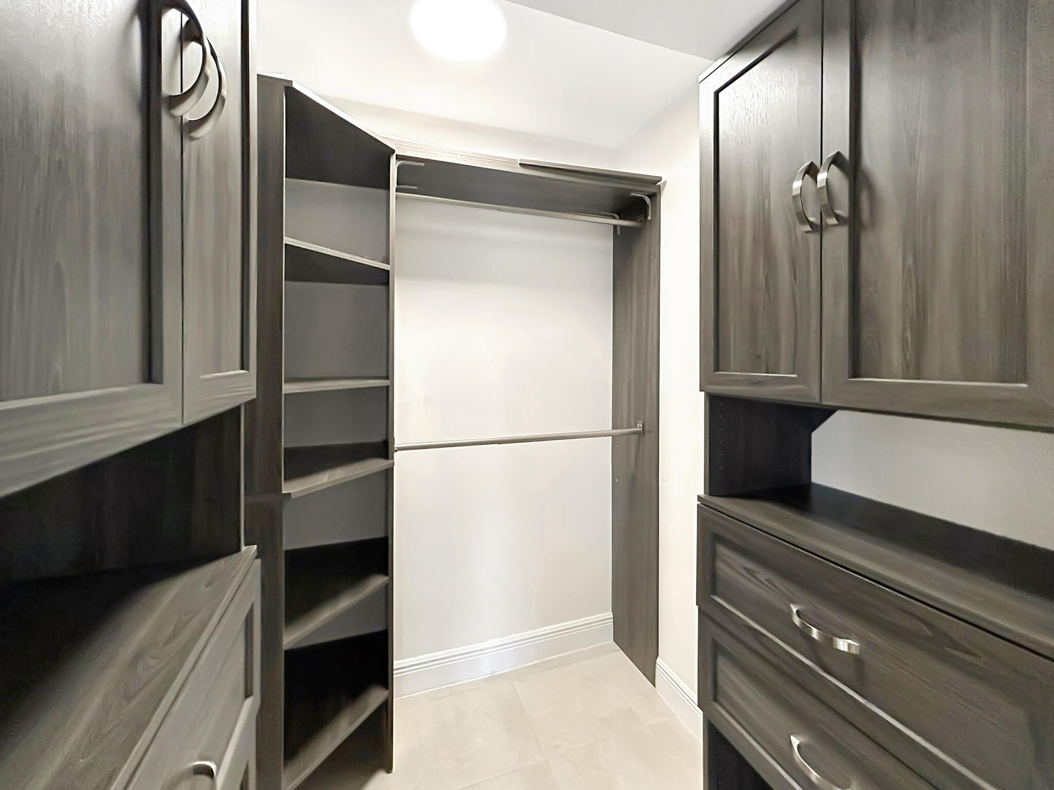 1 OF PALM SPRINGS 1 CONDO - Residential