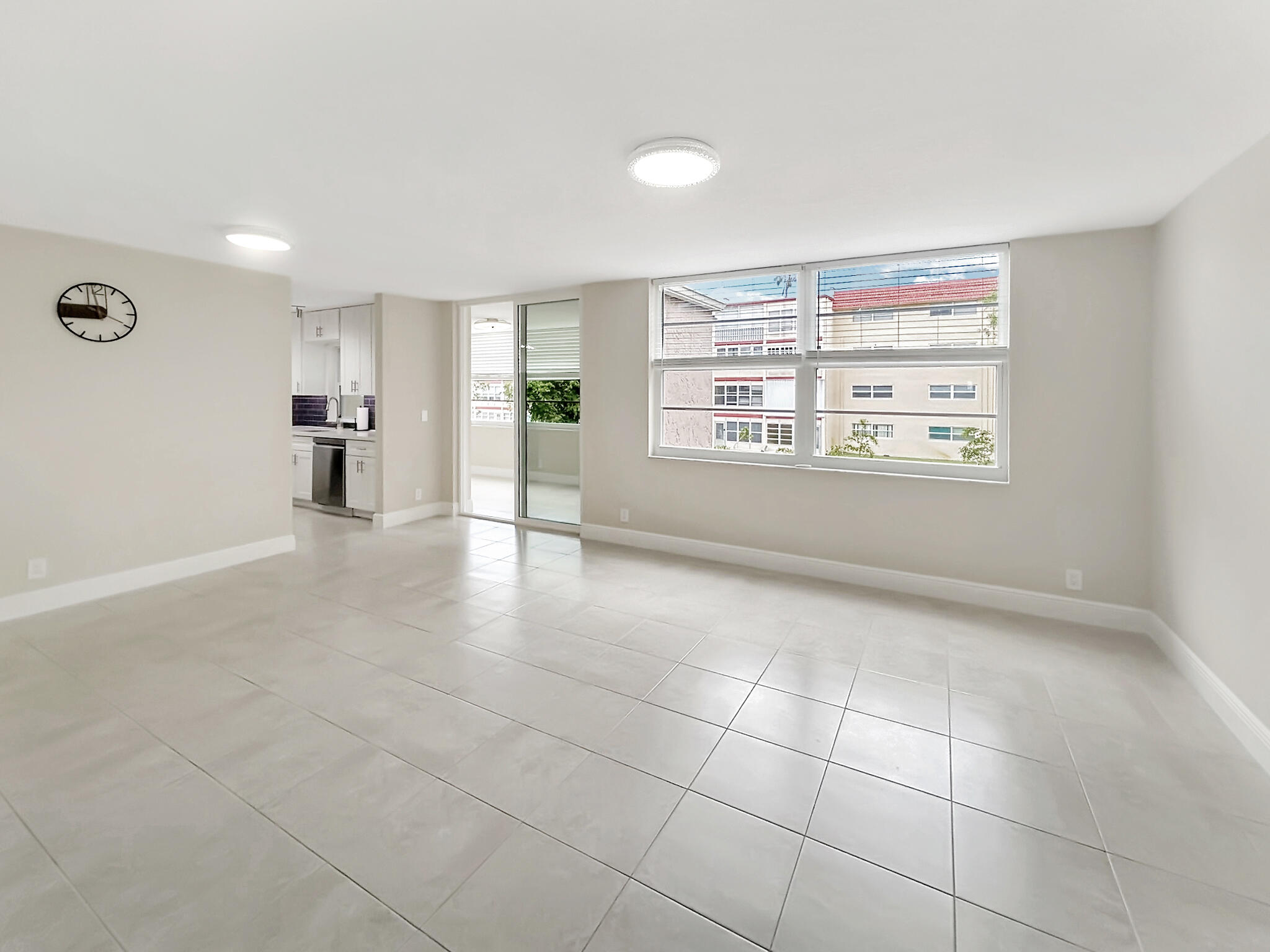 1 OF PALM SPRINGS 1 CONDO - Residential