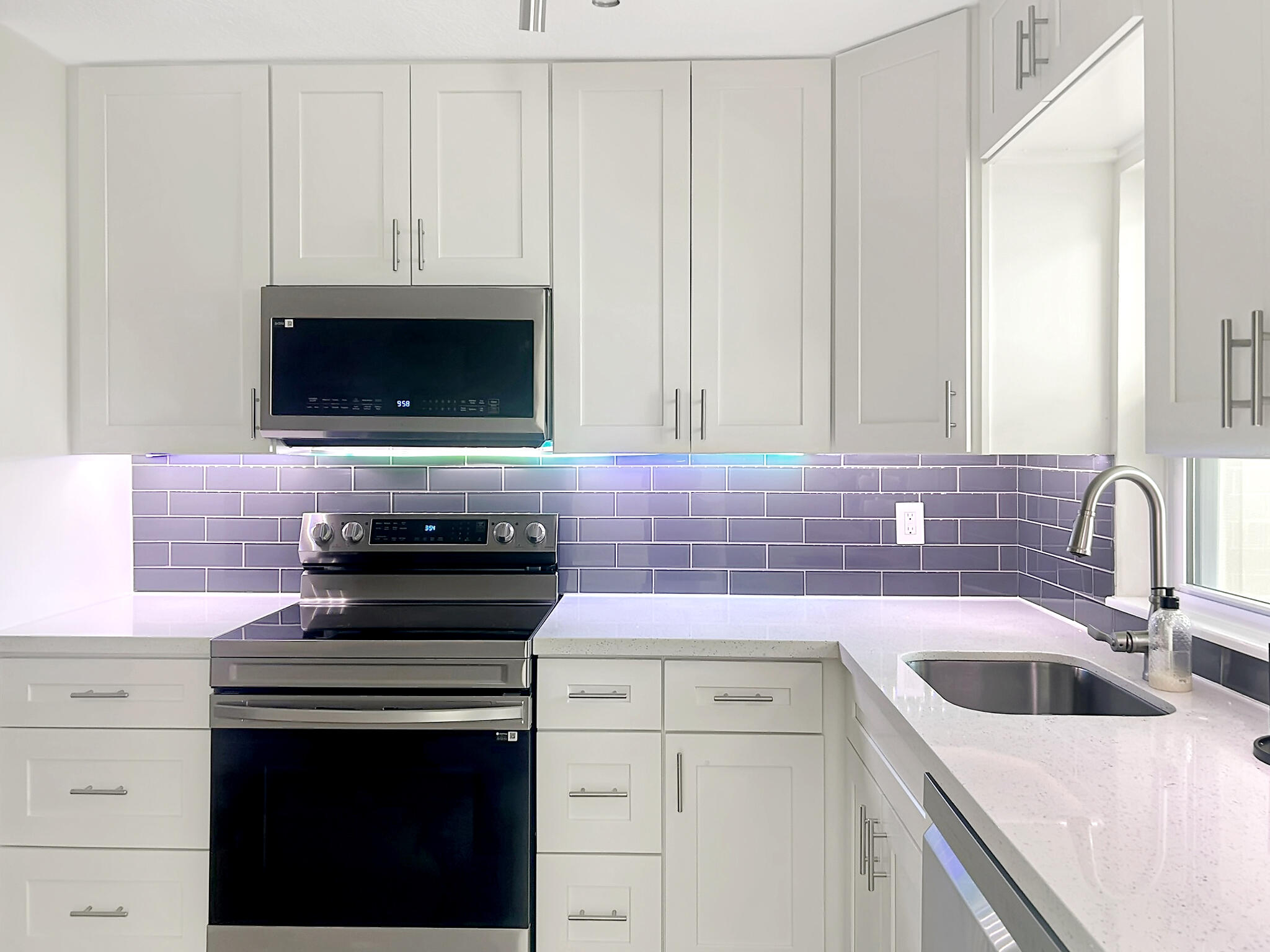 1 OF PALM SPRINGS 1 CONDO - Residential