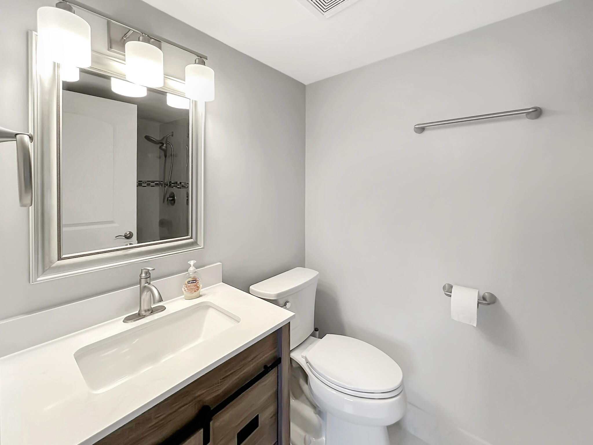 1 OF PALM SPRINGS 1 CONDO - Residential