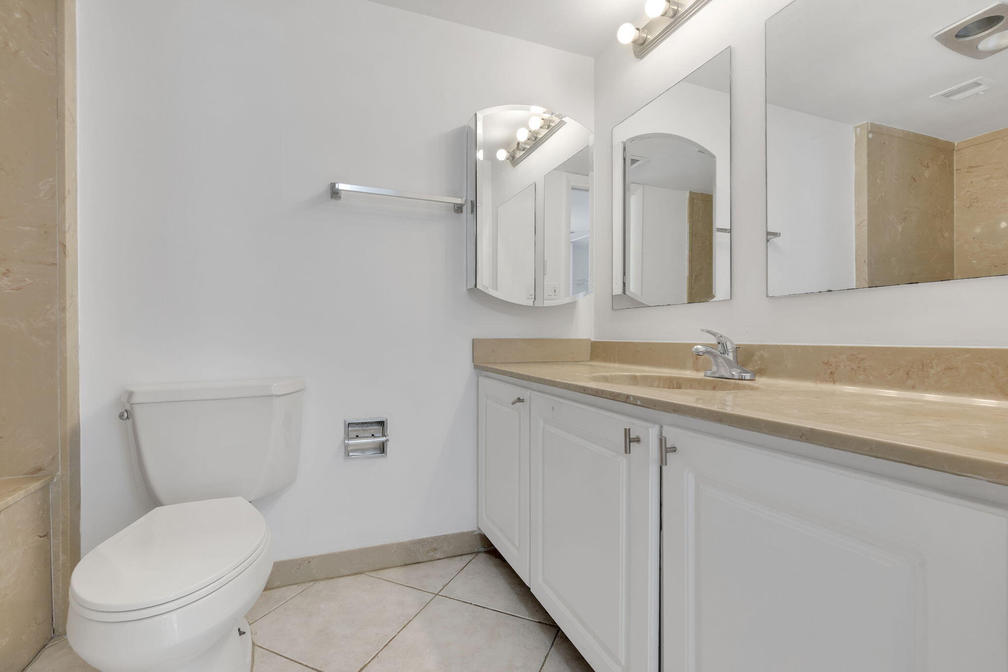 ADMIRALTY TOWERS CONDOMINIUM - Residential