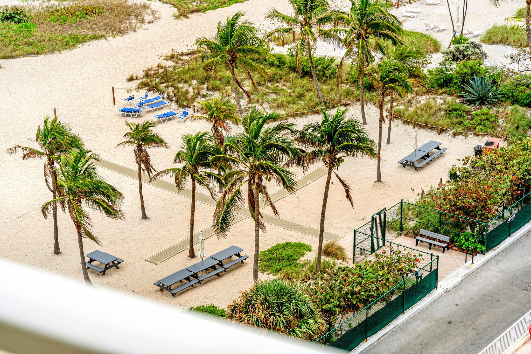 ADMIRALTY TOWERS CONDOMINIUM - Residential