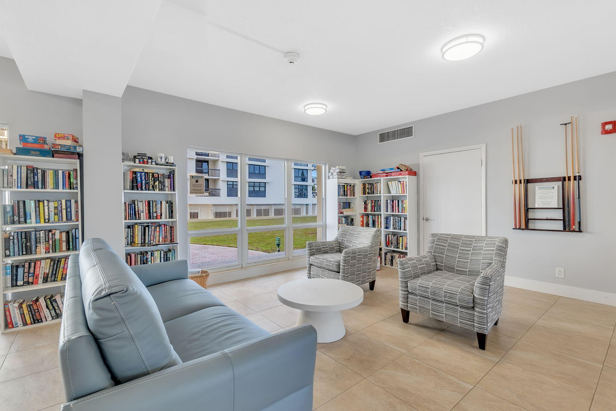 ADMIRALTY TOWERS CONDOMINIUM - Residential