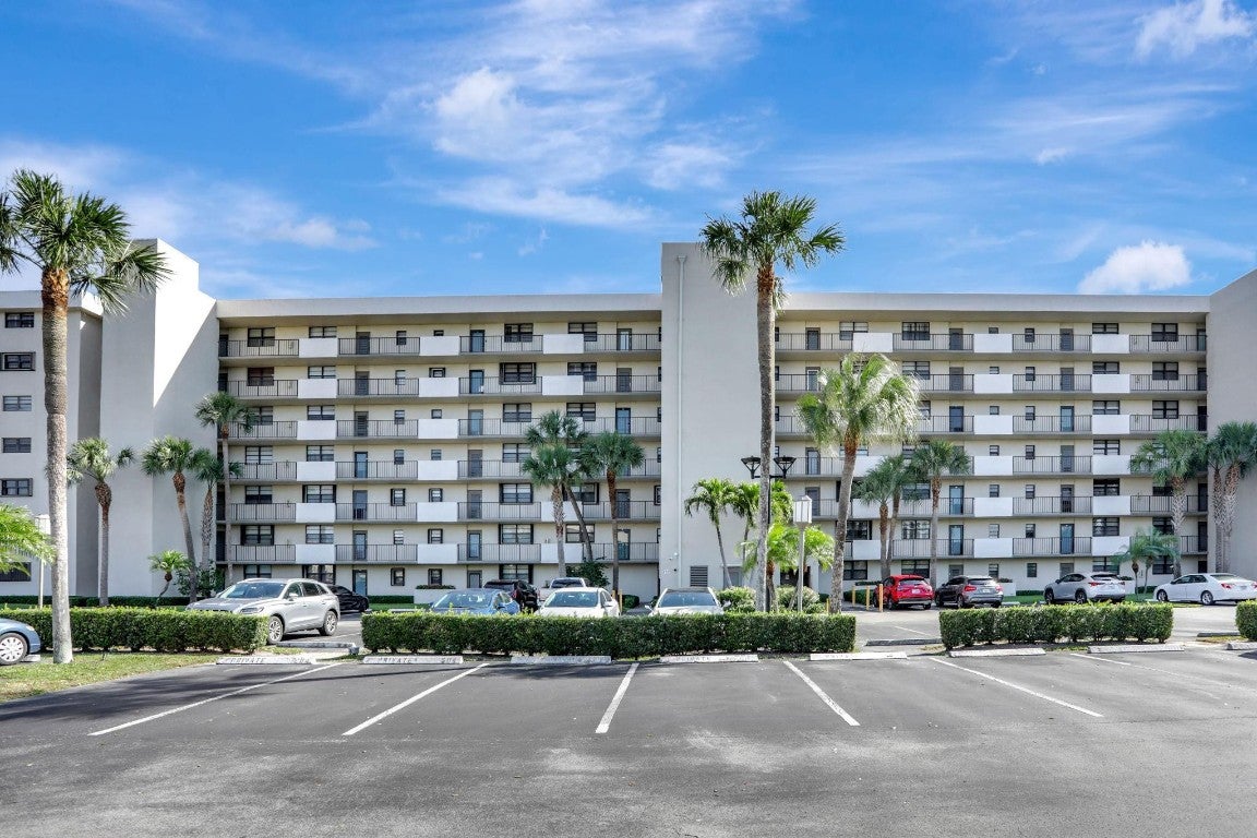 2430 Deer Creek Country Club Boulevard