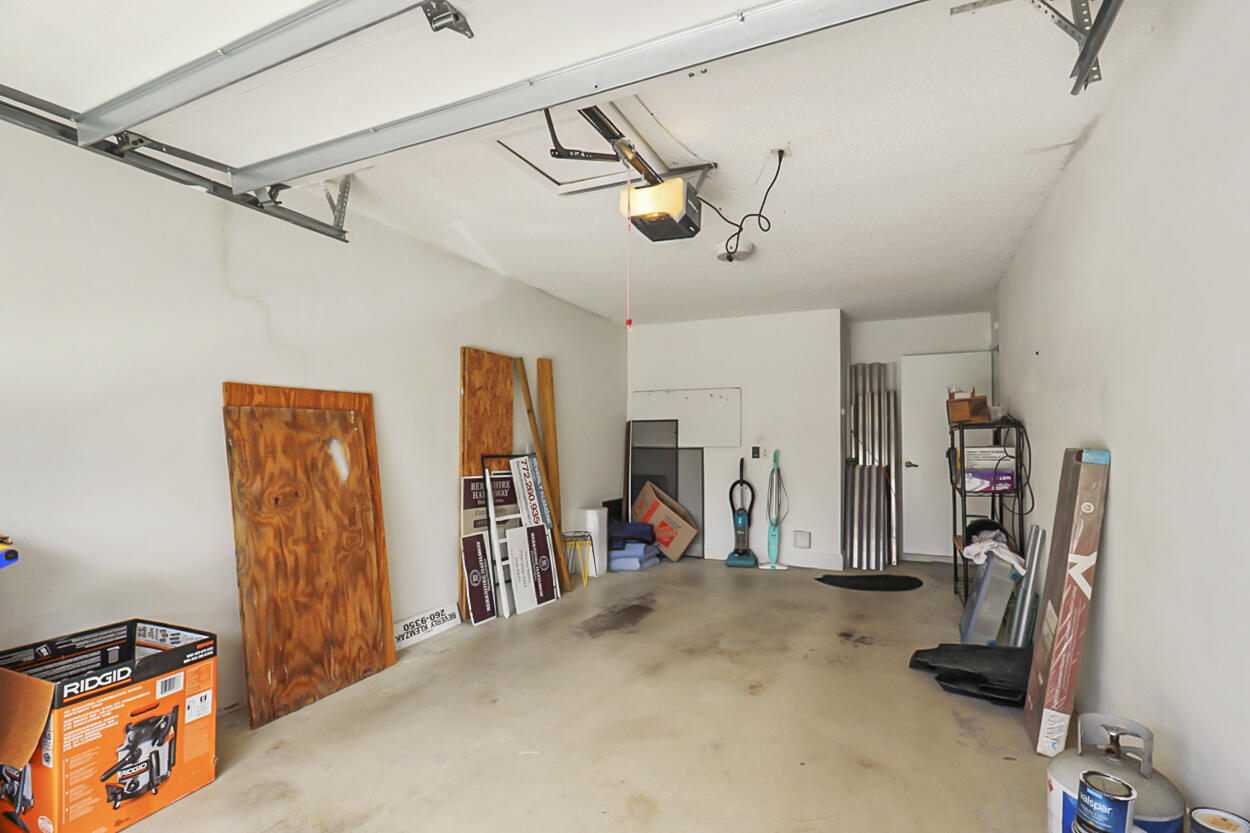 CROSSINGS - Residential