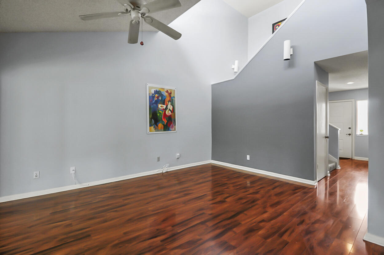 CROSSINGS - Residential