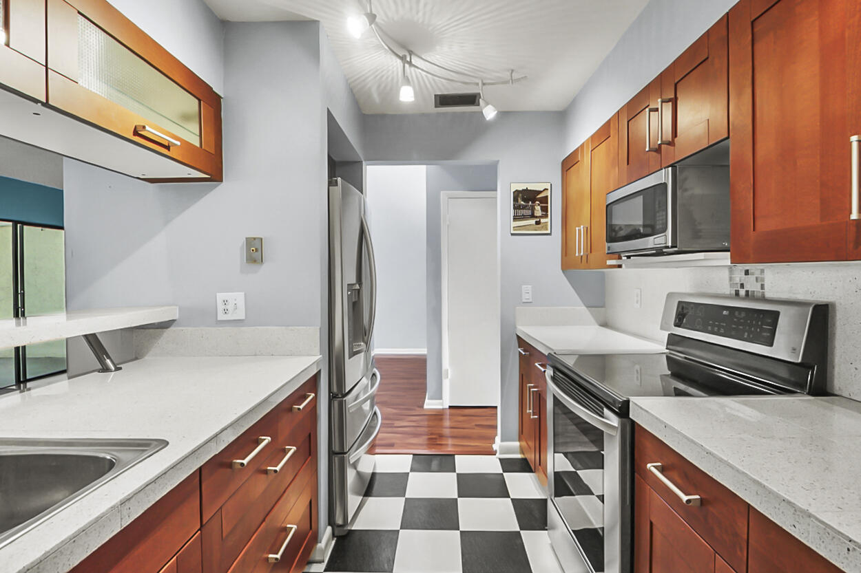 CROSSINGS - Residential