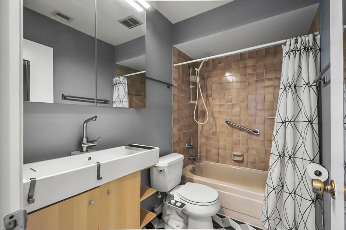 CROSSINGS - Residential