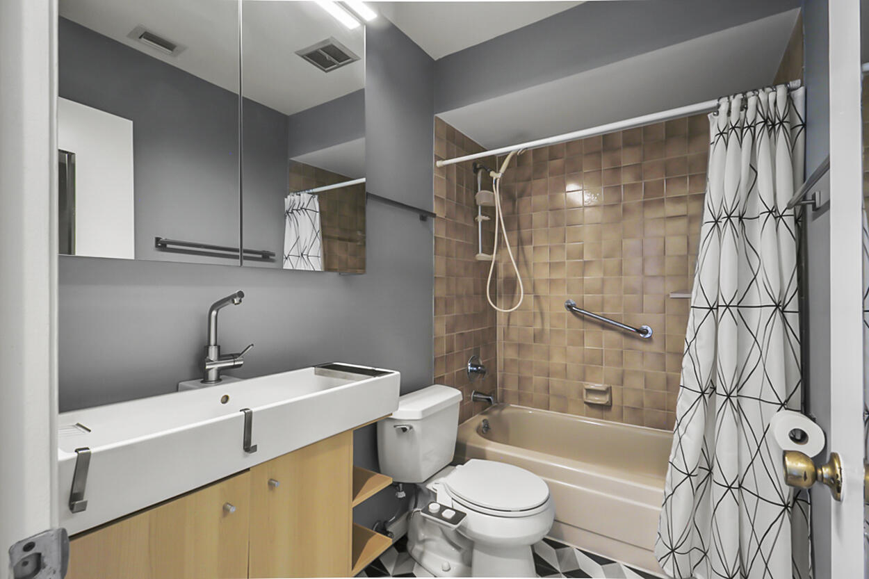 CROSSINGS - Residential