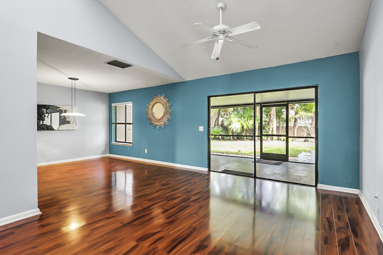 CROSSINGS - Residential