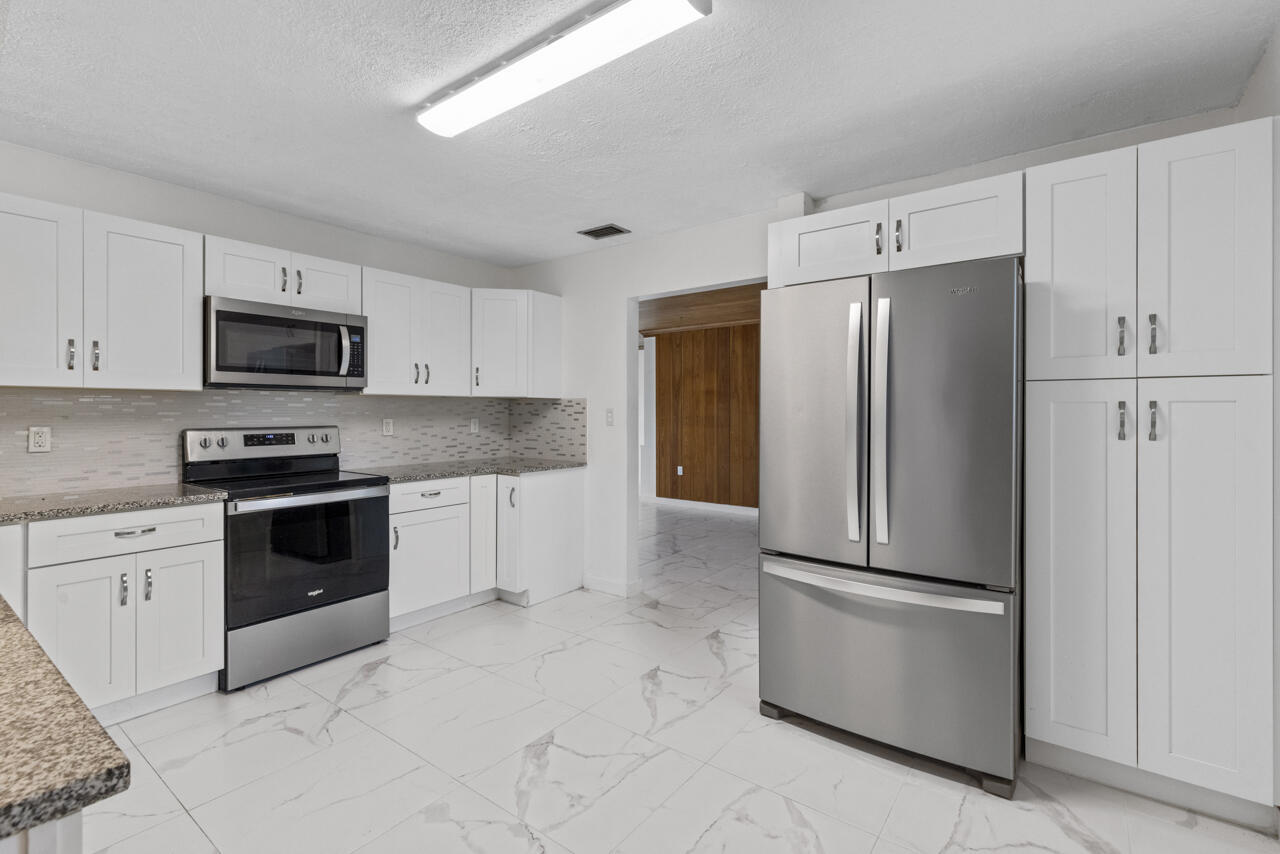 FT PIERCE BEACH SUBDIVISION - Residential Income