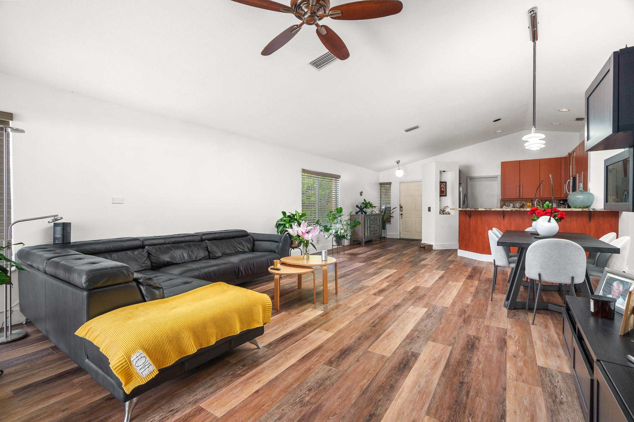 San Messina - Residential