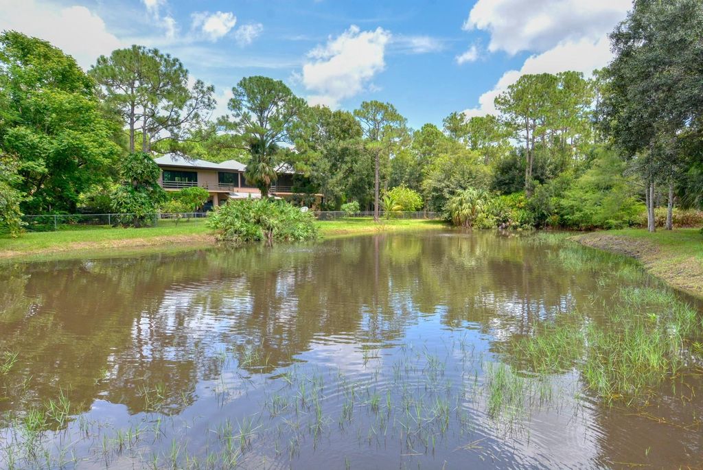 Photo of 5275 SW Ranchito Street, Palm City, FL 34990 (MLS # F10453510)
