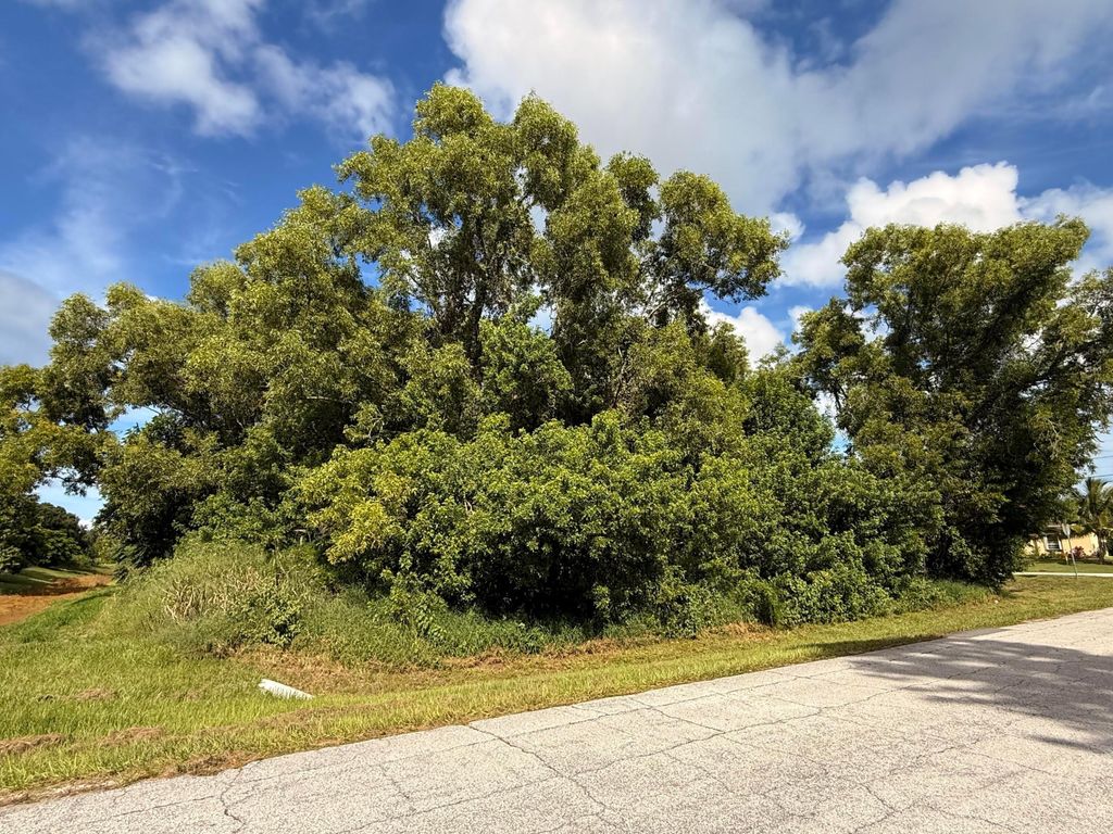 Photo of 574 SE Nome Drive, Port Saint Lucie, FL 34984 (MLS # B26014776)