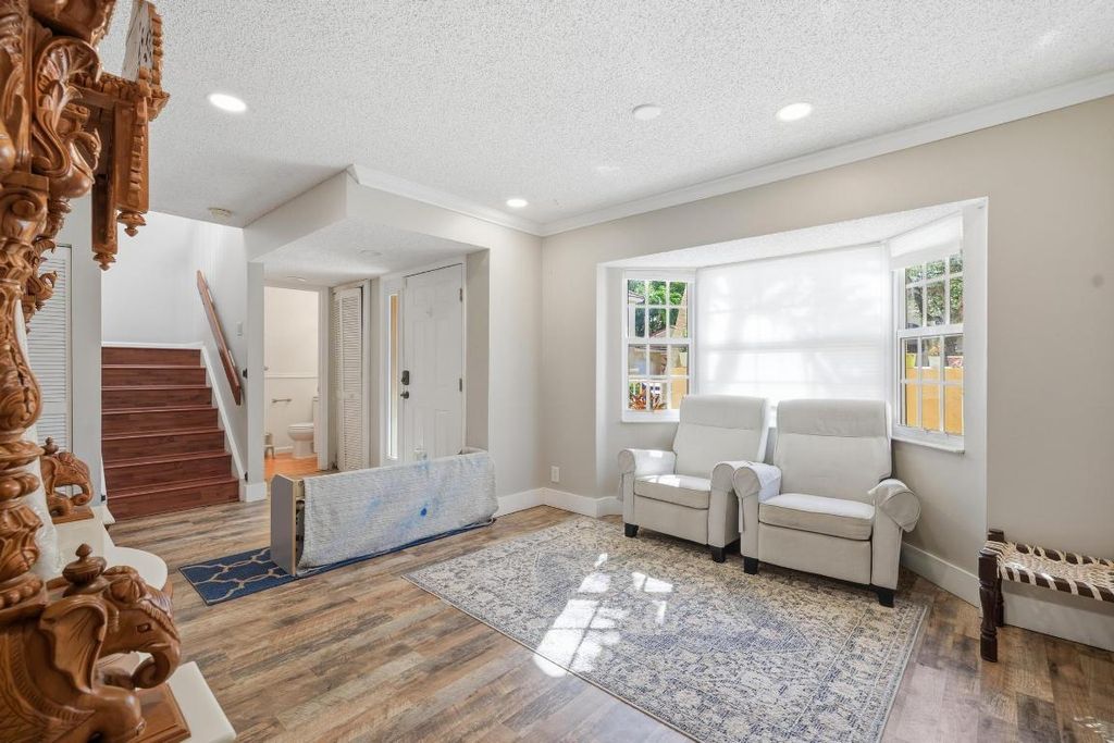 Photo of 11339 Lakeview Dr #4o, Coral Springs, FL 33071 (MLS # R11157278)