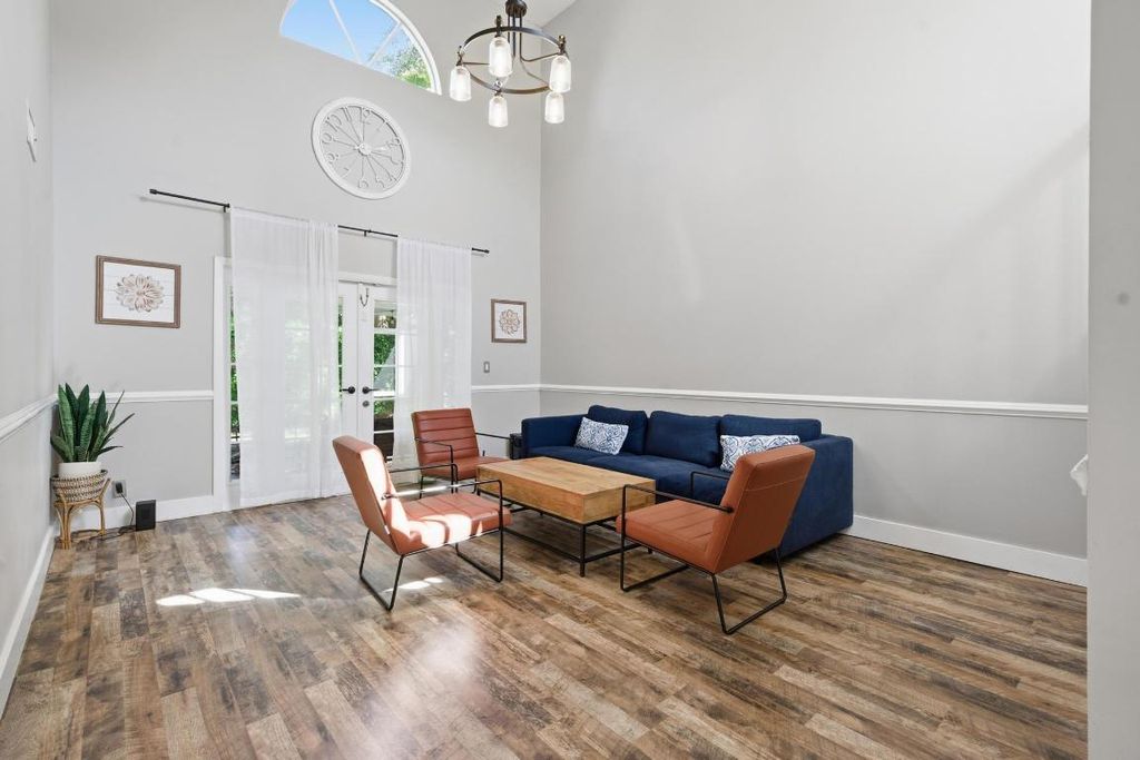 Photo of 11339 Lakeview Dr #4o, Coral Springs, FL 33071 (MLS # R11157278)